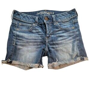 American Eagle Strech Raw Hem Jean Shorts Women's Size 4
